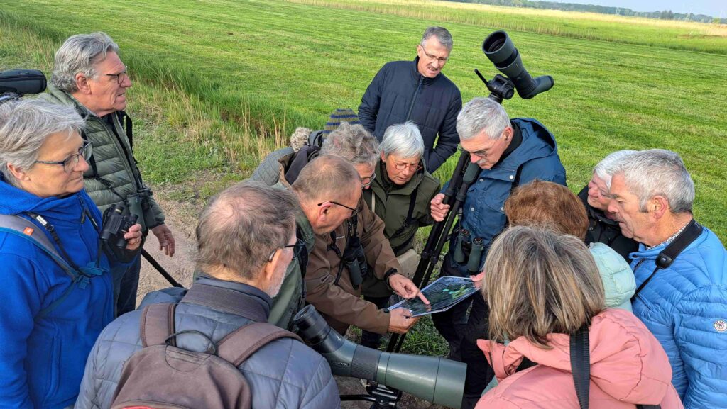 12 260425 Lage Vuchtpolder Breda - Uitleg natuurgebied door Raymond - Kees