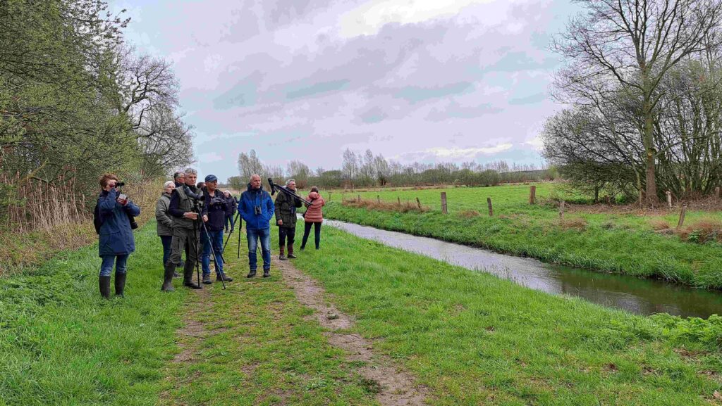 13 Matjes 260405 - Vogelkijkgroep - foto Kees
