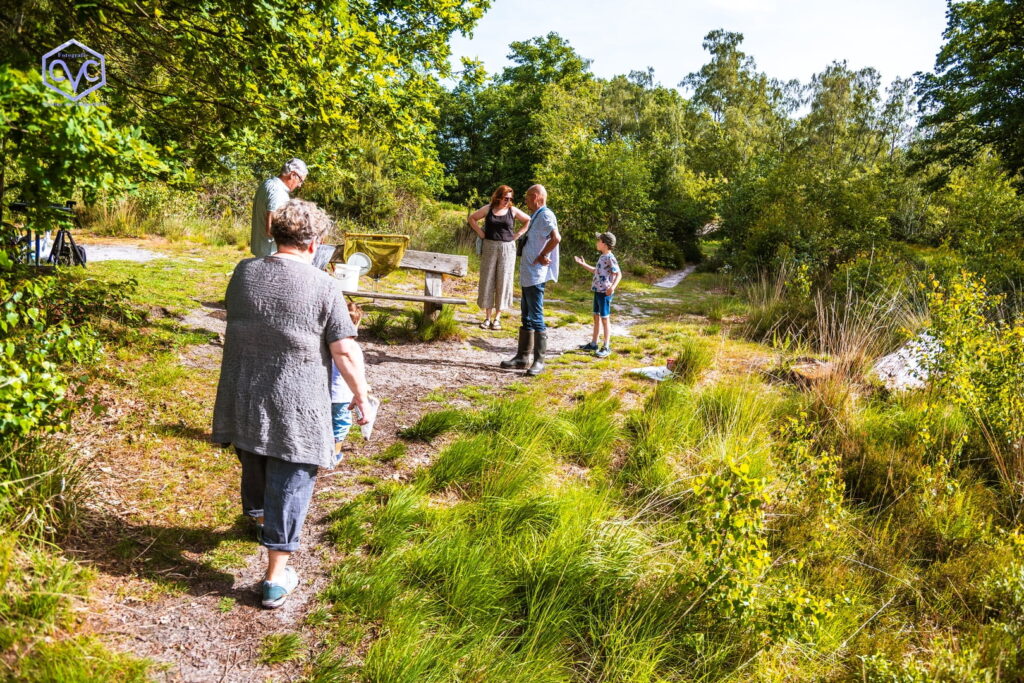 260523 Waterbeesten zoeken in Krogten week van biodiversiteit 15