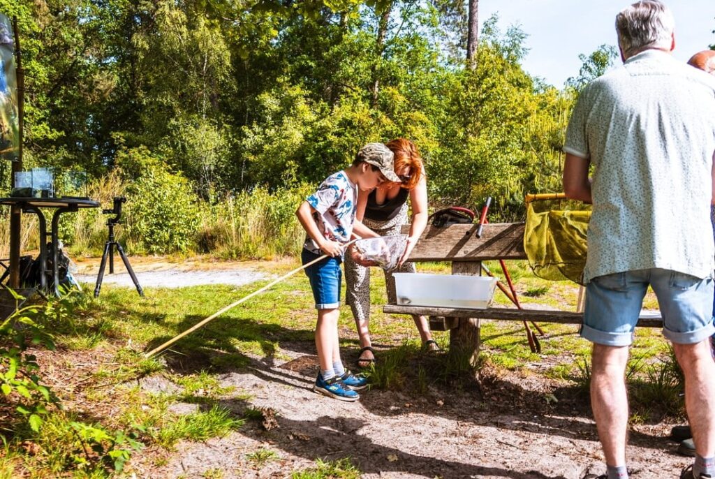 260523 Waterbeesten zoeken in Krogten week van biodiversiteit 17